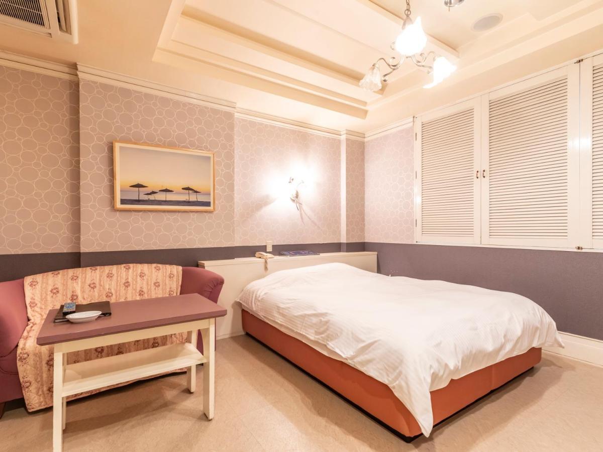Ashiya  Tabist Hotel Please Kobe (Adults Only) מראה חיצוני תמונה